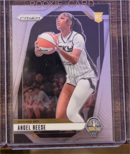 2024 Panini Prizm WNBA #10 Angel Reese — front