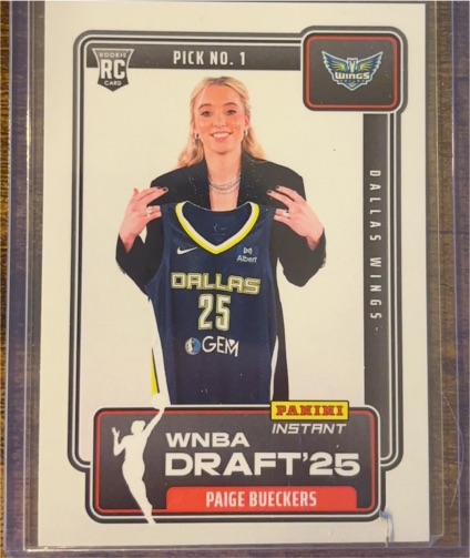 2025 Panini Instant WNBA Draft #DN-1 Paige Bueckers — front