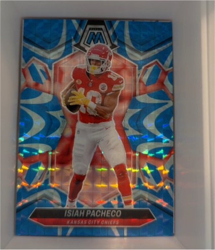 2024 Panini Mosaic #107 Isiah Pacheco Mosaic Reactive Blue — front