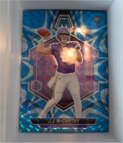2024 Panini Mosaic #310 J.J. McCarthy Reactive Blue Rookie Prizm — front