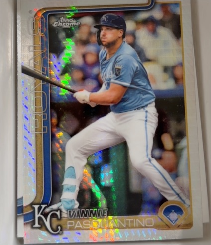 2025 Topps Chrome #165 Vinnie Pasquantino — front