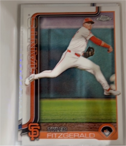 2025 Topps Chrome #30 Tyler Fitzgerald — front
