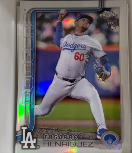 2025 Topps Chrome #71 Edgardo Henriquez — front