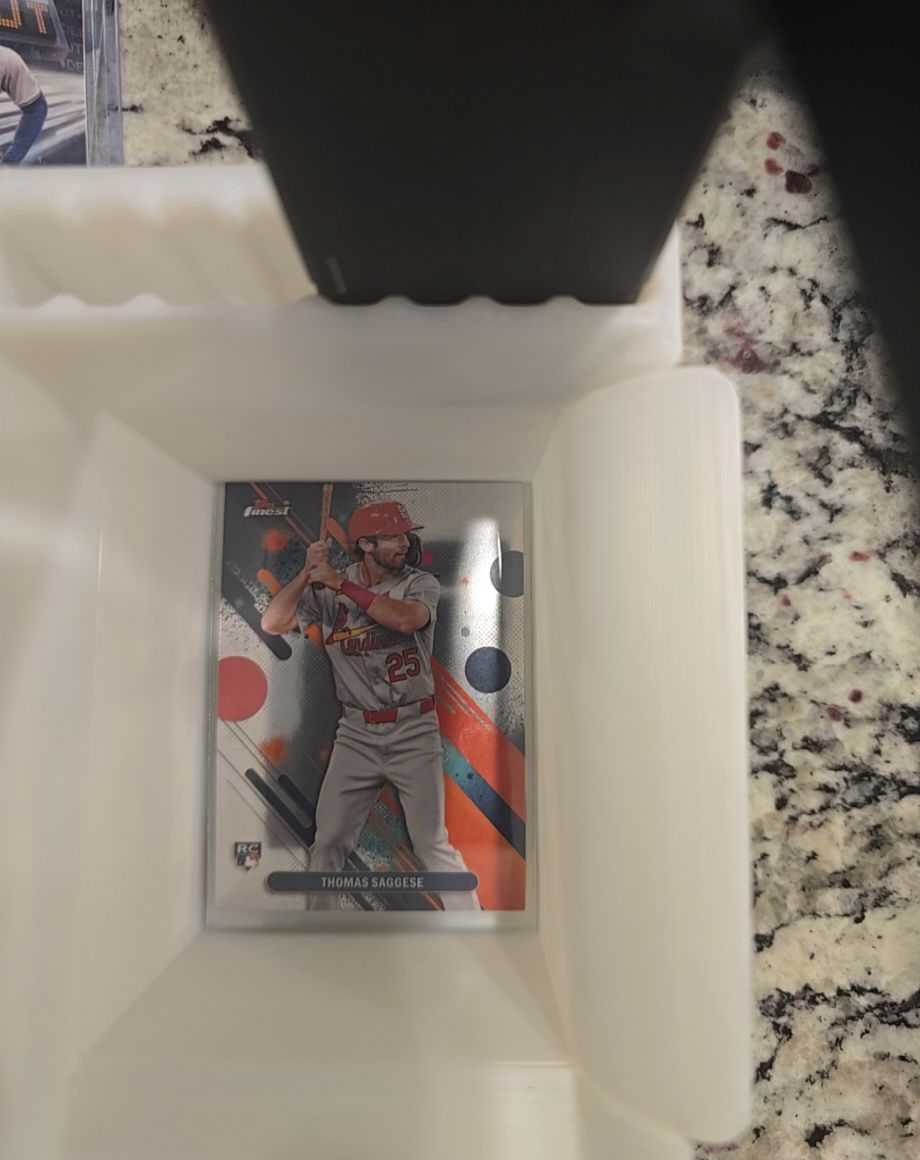 2025 Topps Finest #9 Thomas Saggese Rookie — front