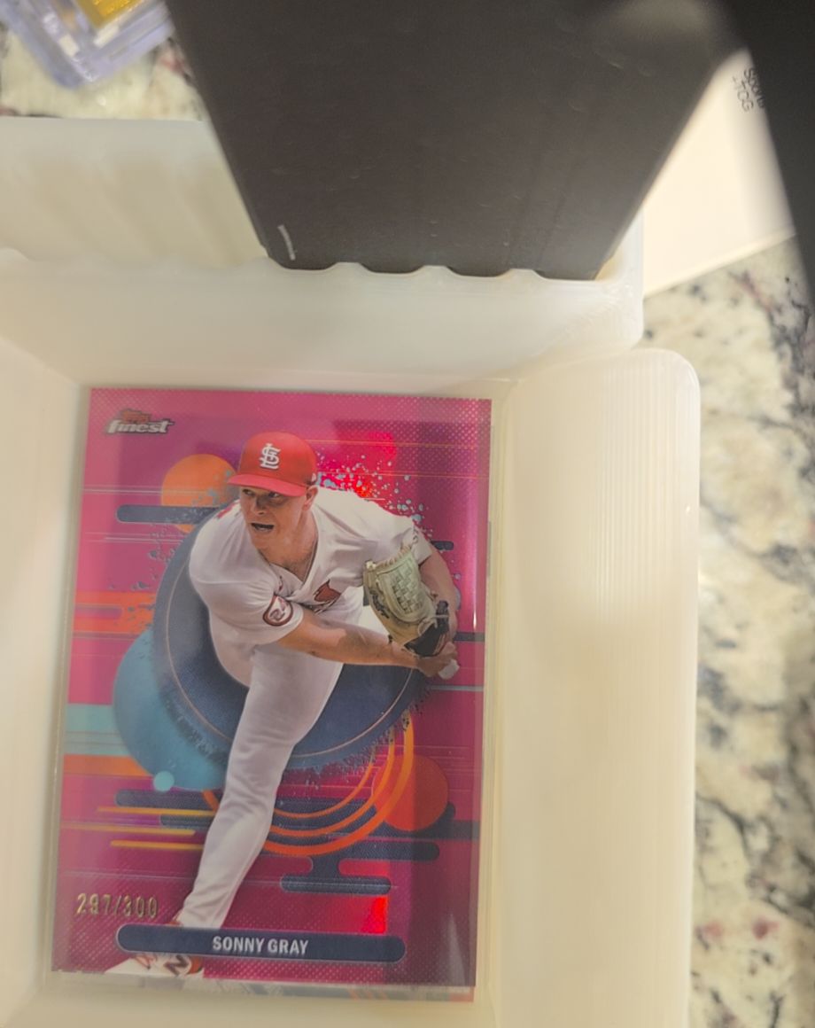 2025 Topps Finest #169 Sonny Gray — front