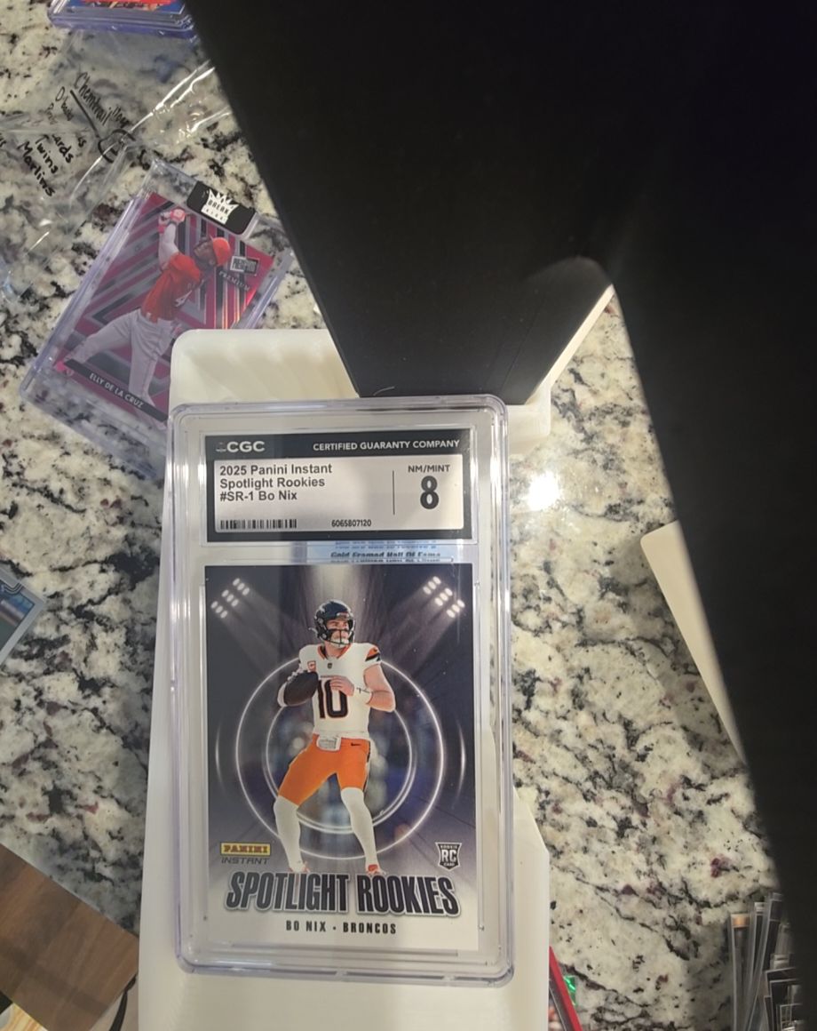 2025 Panini Instant Spotlight Rookies #SR-1 Bo Nix — front