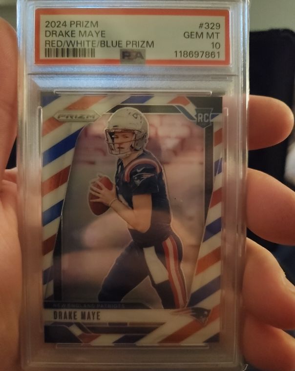 2024 Panini Prizm #329 Drake Maye Red White Blue Prizm Rookie — front