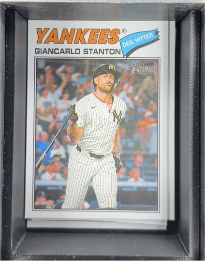2026 Topps Heritage #250 Giancarlo Stanton — front