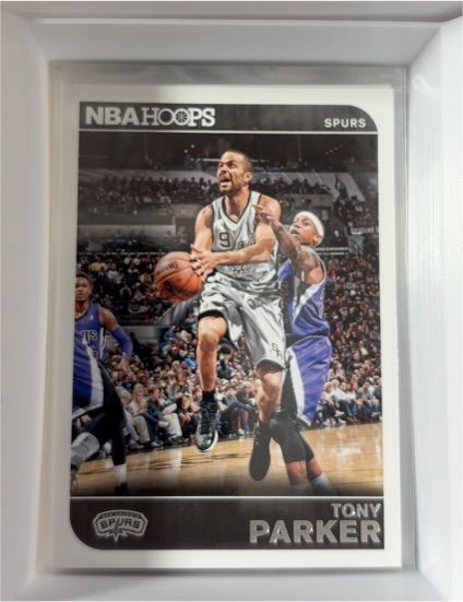 2015-16 Panini NBA Hoops #110 Tony Parker — front