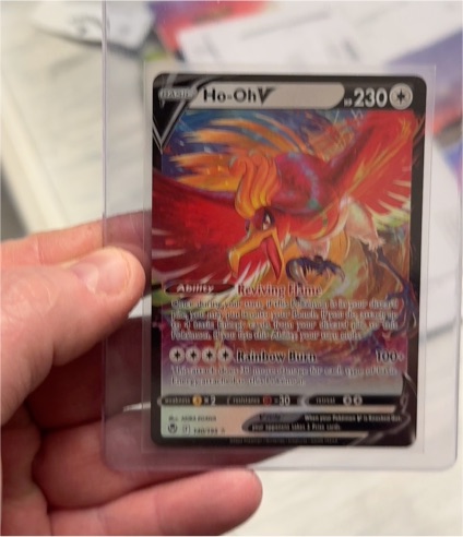 2022 Pokémon Silver Tempest #140 Ho-Oh V — front