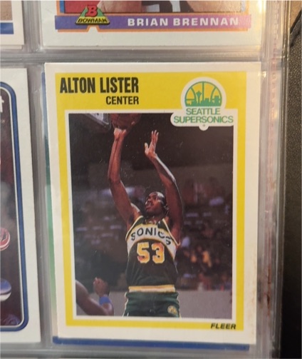 1989-90 Fleer #147 Alton Lister — front