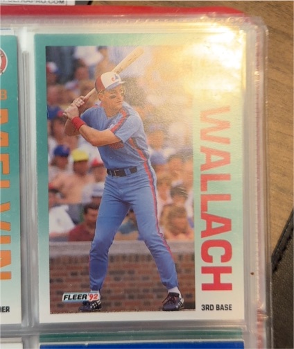 1992 Fleer #198 Tim Wallach — front