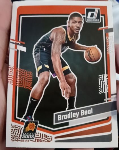 2023-24 Panini Donruss #19 Bradley Beal — front