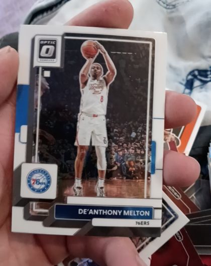 2022-23 Donruss Optic #35 De'Anthony Melton Philadelphia 76ers — front