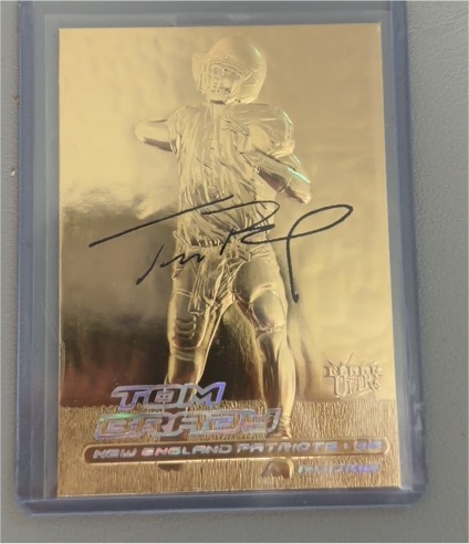 2000 Fleer Ultra #NNO Tom Brady 23KT Gold Signature Series Rookie — front