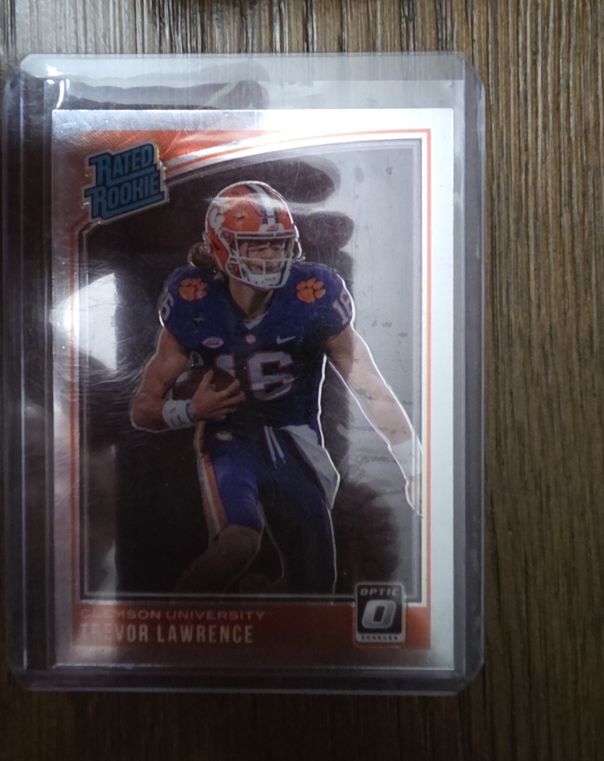 2021 Panini Chronicles Donruss Optic #201 Trevor Lawrence — front