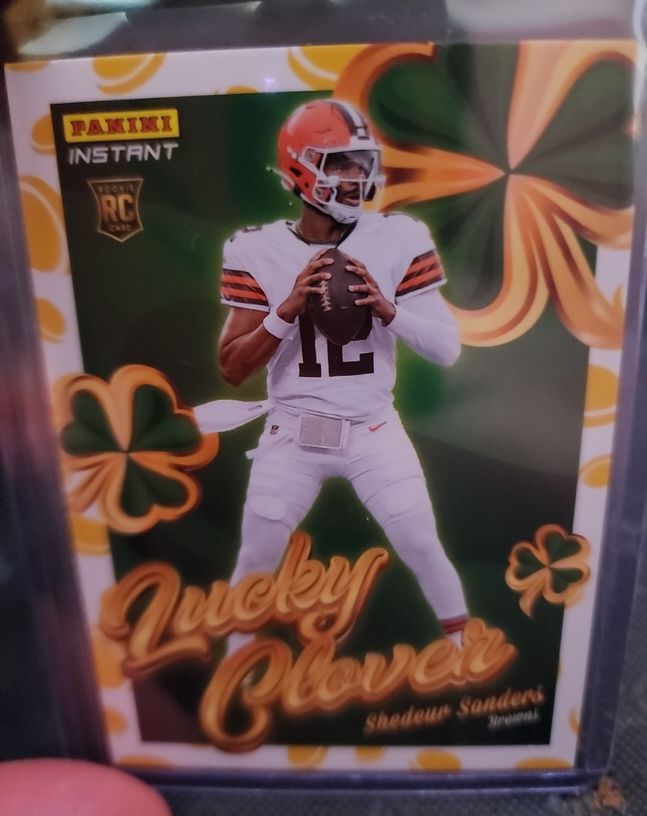 2025 Panini Instant Lucky Clover #20 Shedeur Sanders — front