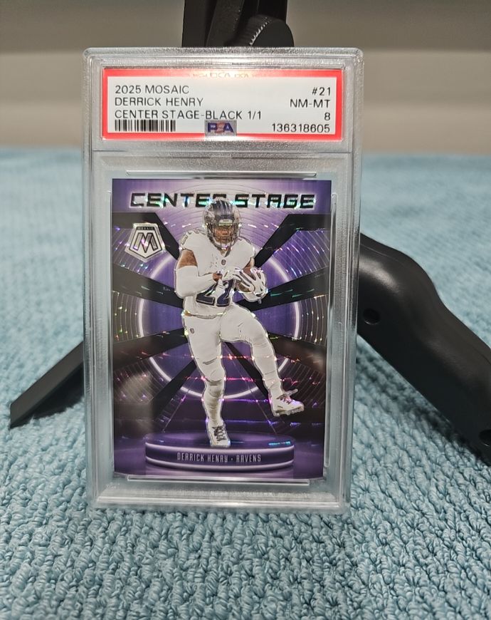 2025 Panini Mosaic #21 Derrick Henry Center Stage Black 1/1 — front