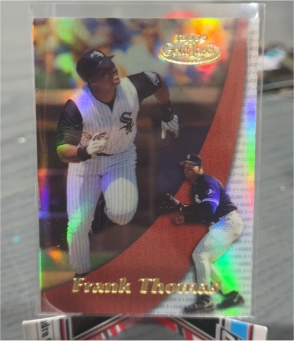 2000 Topps Gold Label #40 Frank Thomas — front