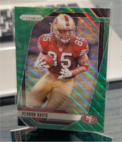2024 Panini Prizm #258 Vernon Davis — front