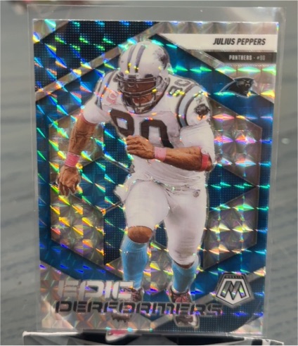 2025 Panini Mosaic Epic Performers #19 Julius Peppers — front