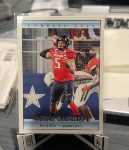 2022 Panini Chronicles Draft Picks Donruss Retro #24 Patrick Mahomes II Texas Tech — front