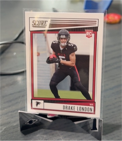 2022 Panini Score #379 Drake London — front