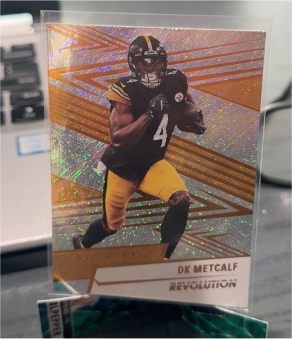 2025 Panini Revolution #17 DK Metcalf — front