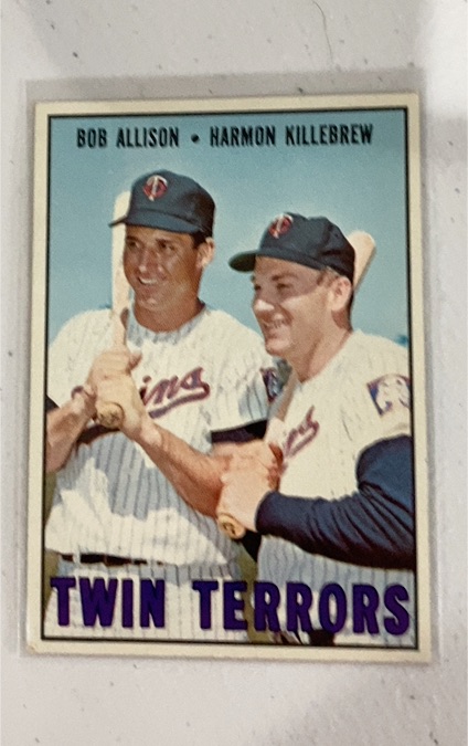 1967 Topps #334 Twin Terrors Bob Allison Harmon Killebrew — front