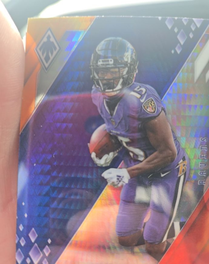 2021 Panini Phoenix Fire Burst #9 Marquise Brown — front