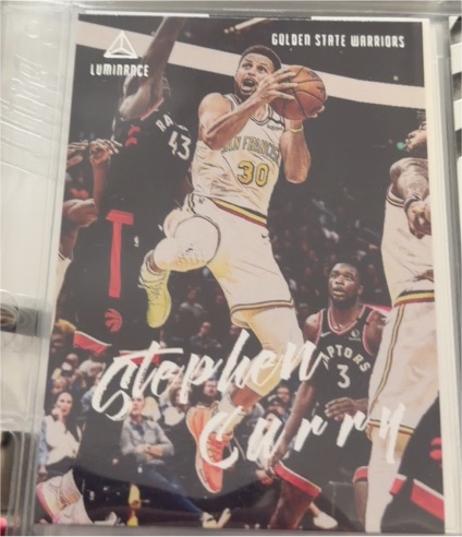2019-20 Panini Chronicles Luminance #151 Stephen Curry — front