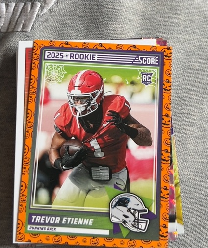 2025 Score #51 Trevor Etienne Pumpkin Rookie — front