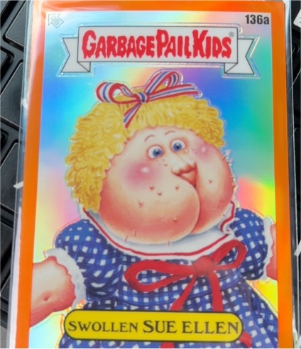 2021 Topps Garbage Pail Kids Chrome Series 4 #136a Swollen Sue Ellen — front