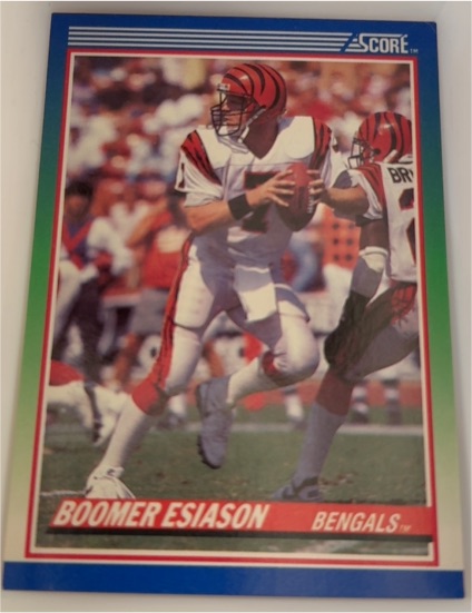 1990 Score #40 Boomer Esiason — front