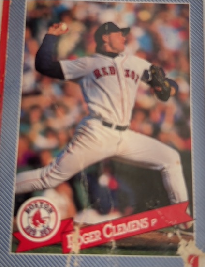 1993 Hostess #27 Roger Clemens Boston Red Sox — front