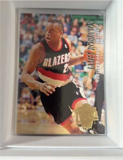 1994 Fleer Ultra #161 James Robinson — front