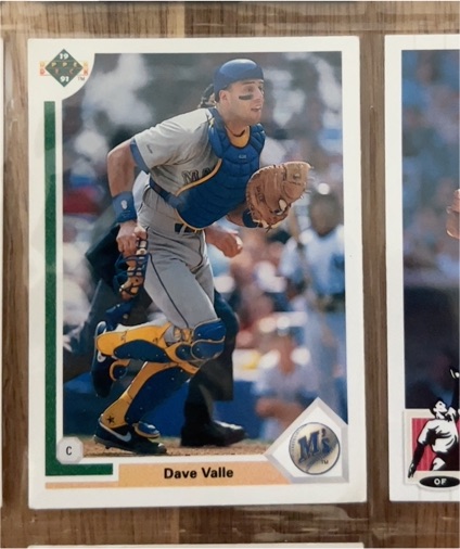1991 Upper Deck #595 Dave Valle — front