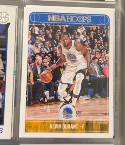 2017-18 Panini NBA Hoops #237 Kevin Durant — front