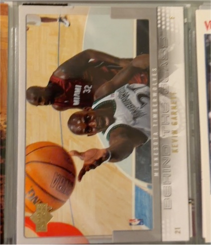 2003 Upper Deck Behind The Glass #21 Kevin Garnett — front