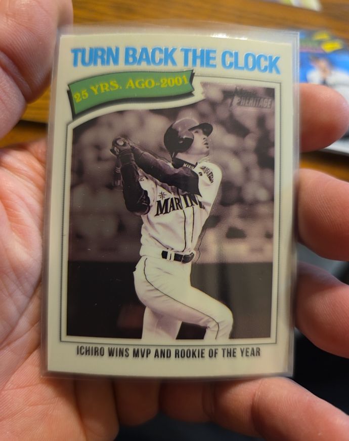 2026 Topps Heritage #337 Ichiro Suzuki (Turn Back The Clock) Chrome — front