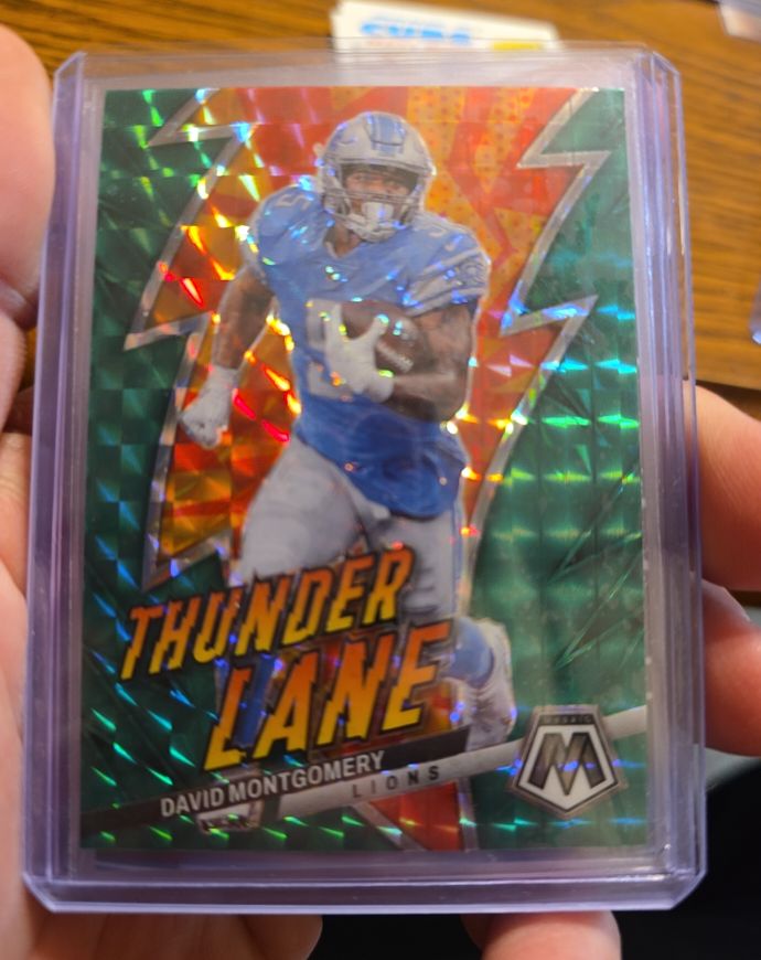 2023 Panini Mosaic #TL-DM David Montgomery Thunder Lane Green Mosaic Prizm — front