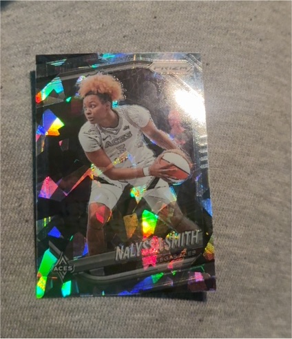 2025 Panini Prizm WNBA #119 NaLyssa Smith — front