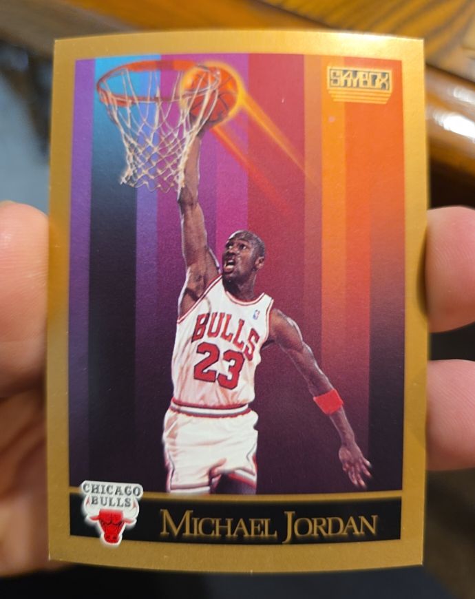 1990 SkyBox #41 Michael Jordan — front