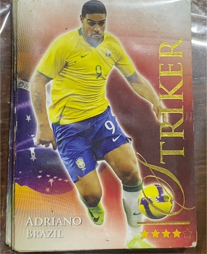 2010 Futera World Football Online #651 Adriano — front