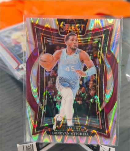 2024-25 Panini Select #21 Donovan Mitchell — front
