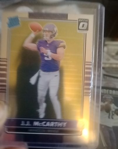 2024 Donruss Optic Retro Series #10 J.J. McCarthy — front