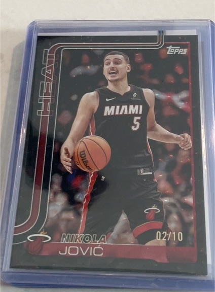 2025 Topps #76 Nikola Jović — front