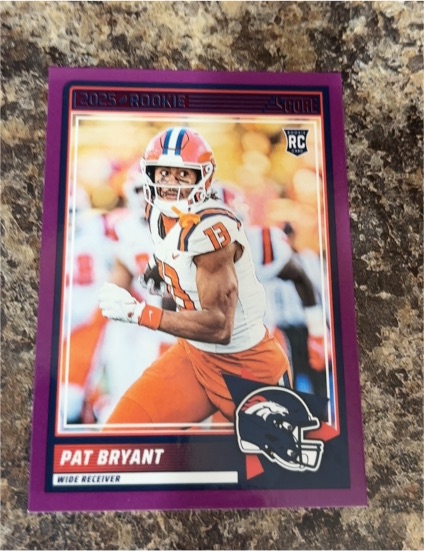 2025 Panini Score #64 Pat Bryant — front
