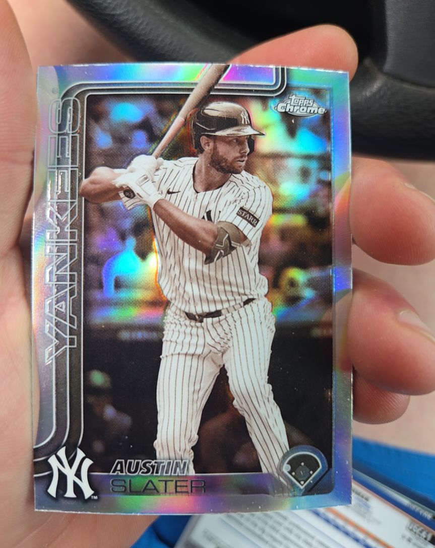 2025 Topps Chrome Update #USC137 Austin Slater — front