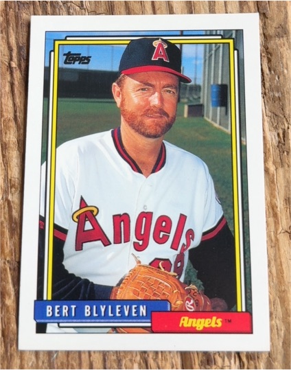 1992 Topps #375 Bert Blyleven — front